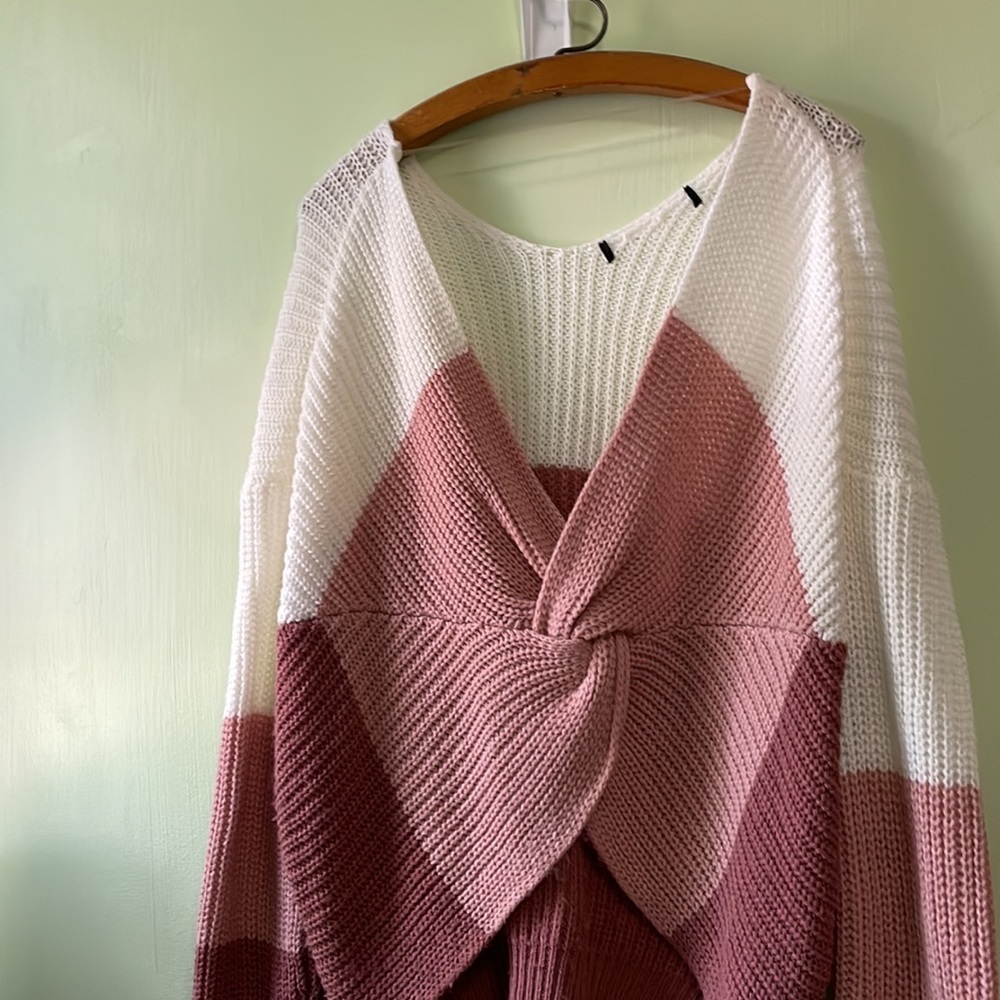 Geometric Sweater - Picture 2 of 4